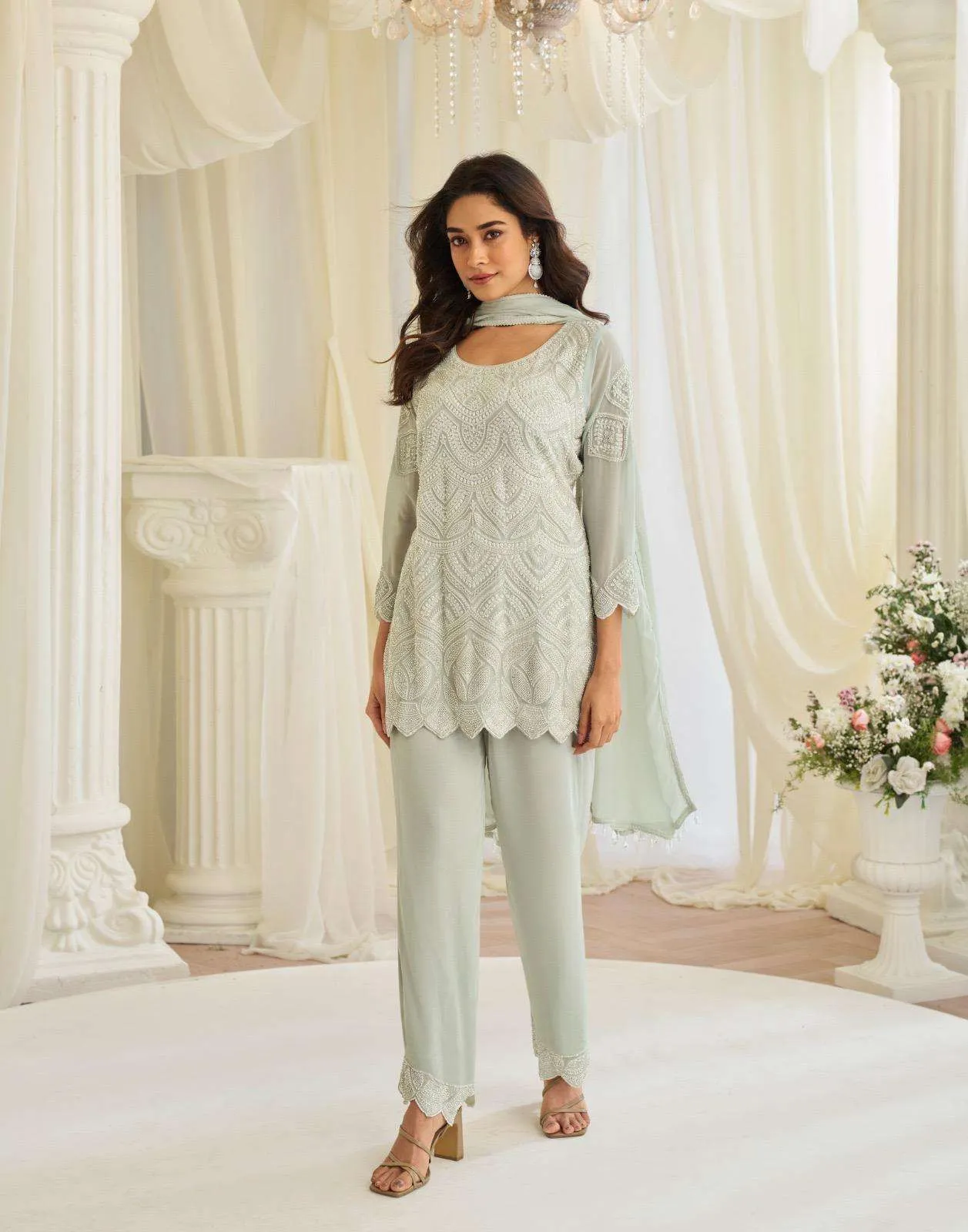Sayuri Designer Hoor Readymade Suits