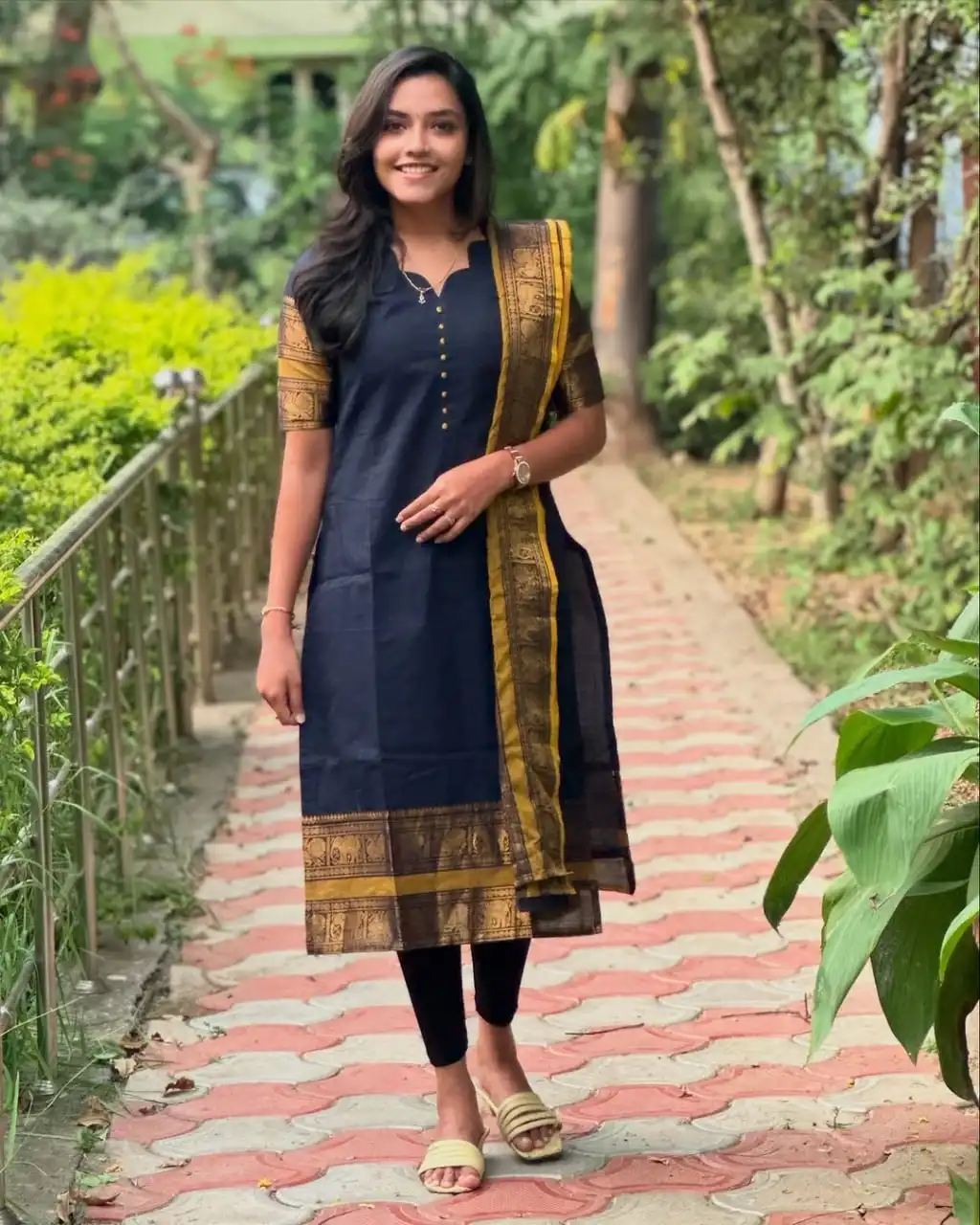 LFK 7021 Women Trendy Kurti With Dupatta Online India