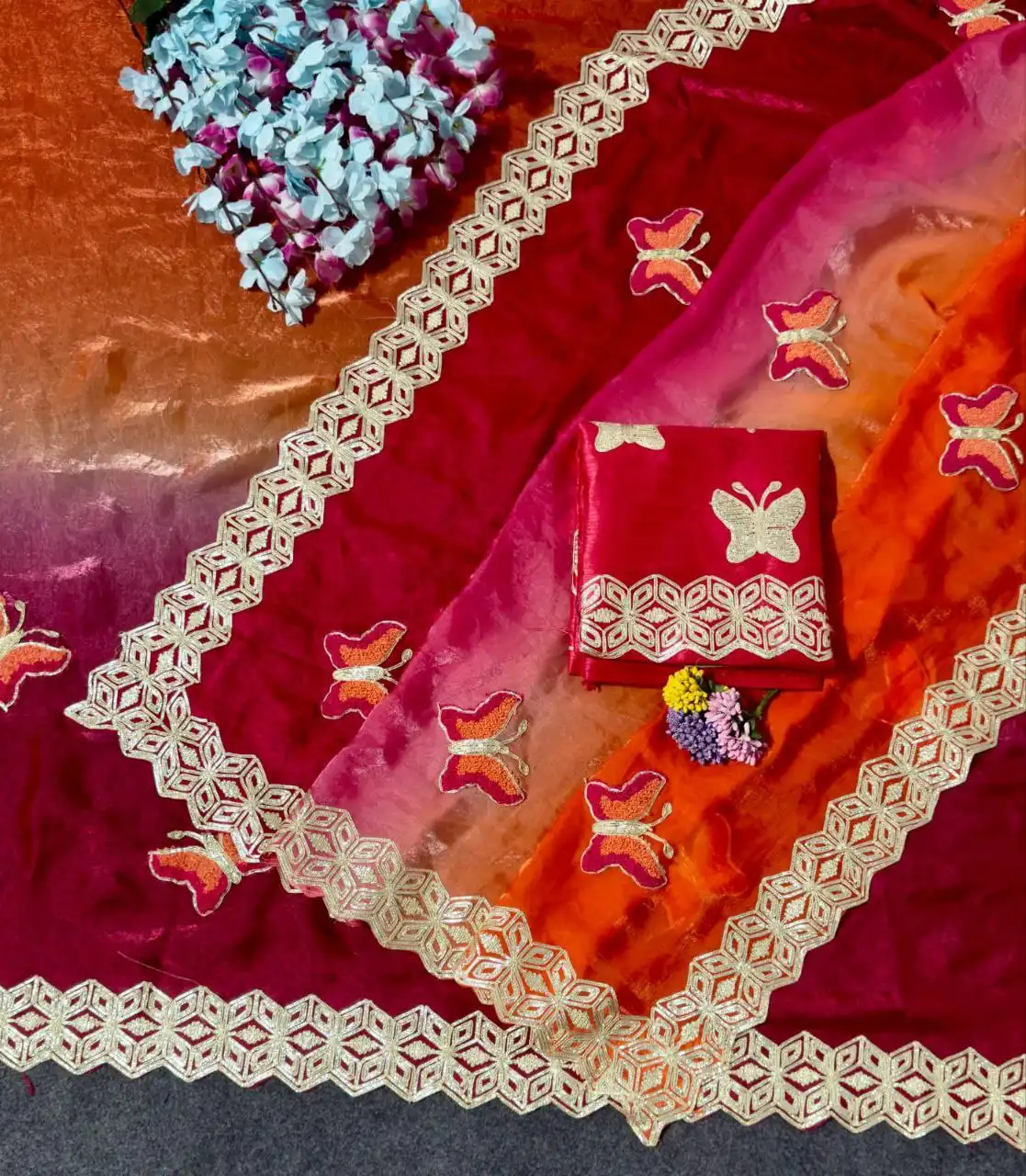 RC1 Vol 105 Padding Hand Work Party Wear Saree