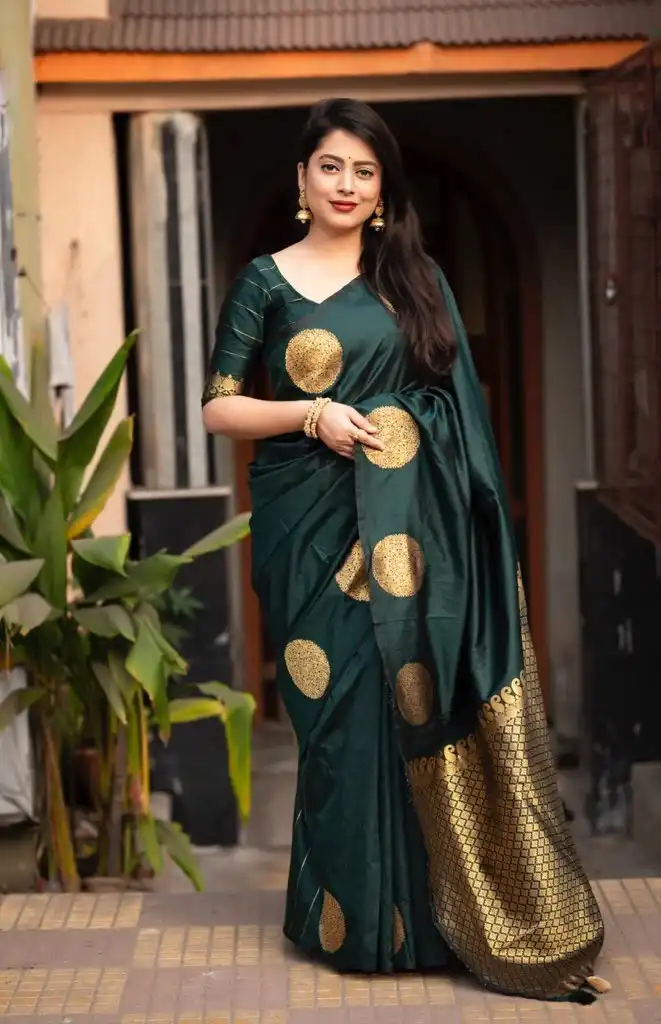 LFK 5148 Traditional Banarasi Silk Saree with Zari Work