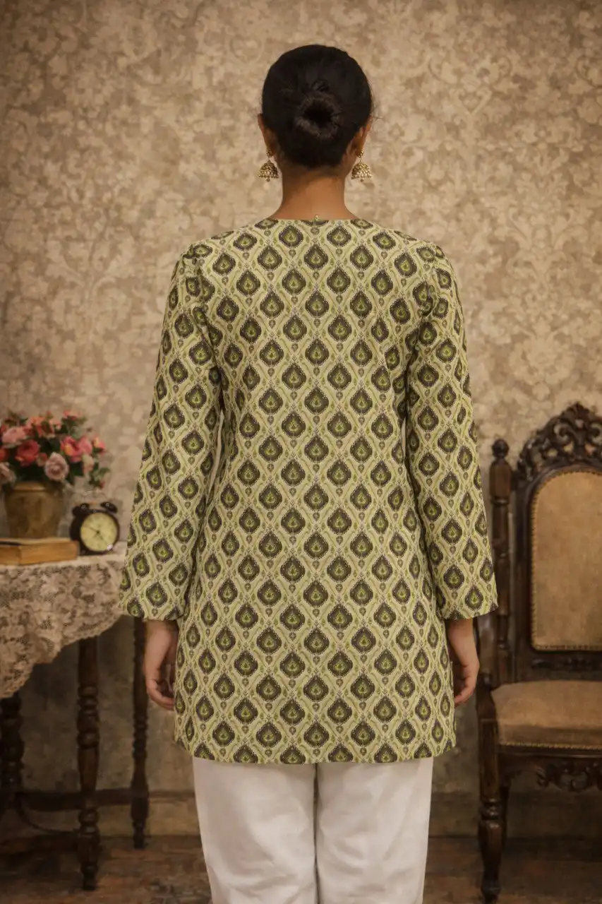 Aawiya Vol 04 Short Top Wholesale Market Surat