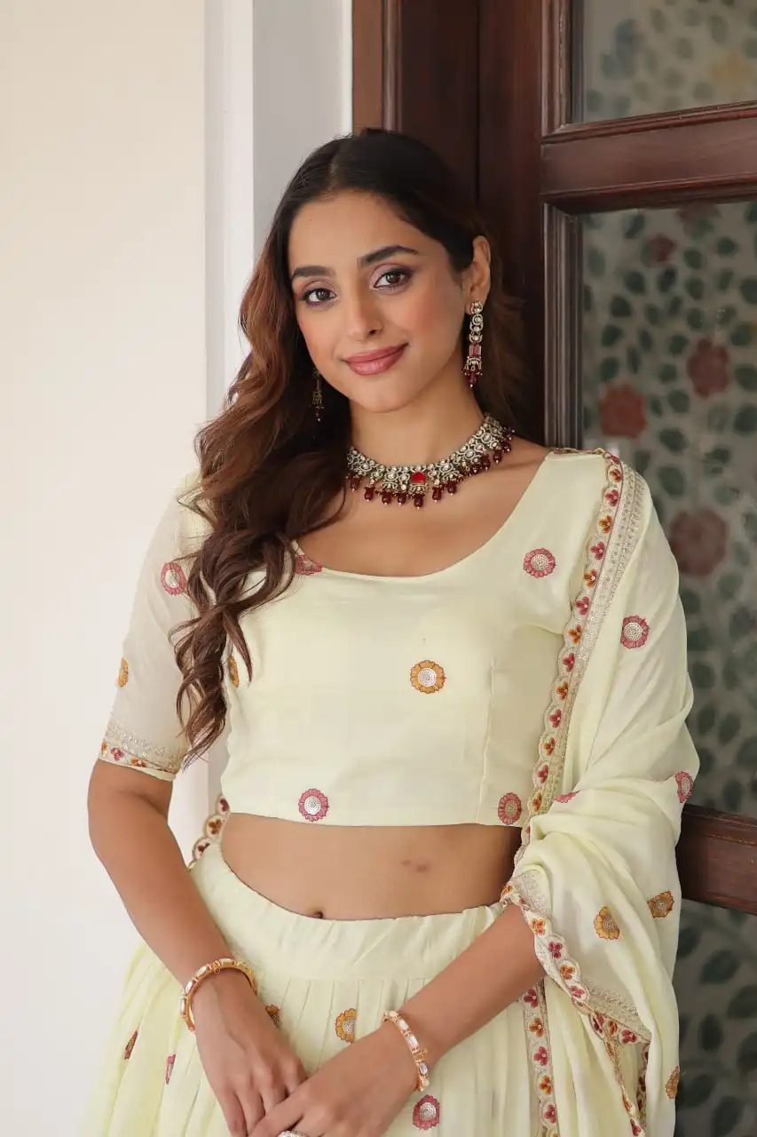 Mohini 7155 Lehenga Choli Designs For Women