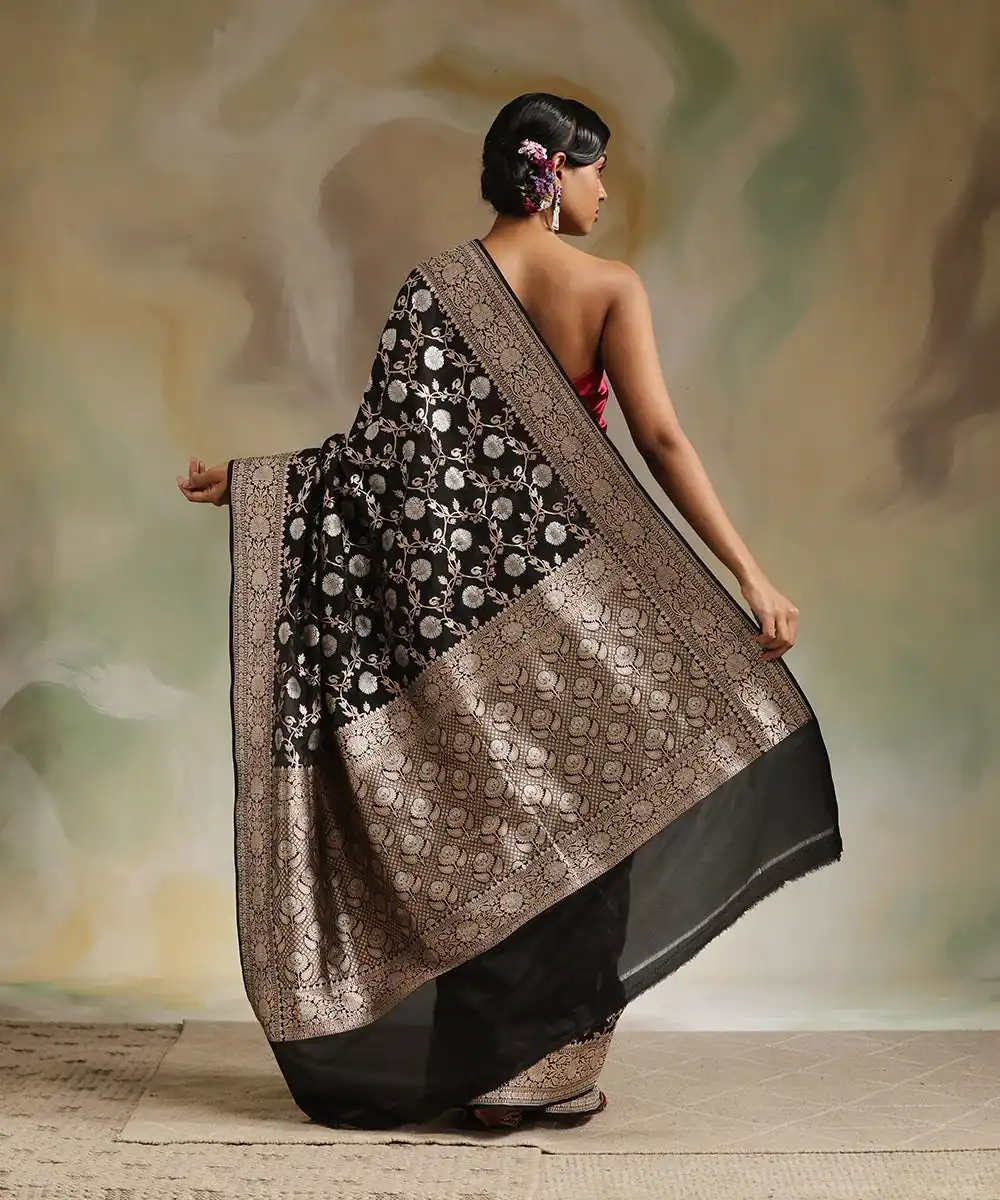 LFK 5133 Best Festive Saree Manufacturers in Surat