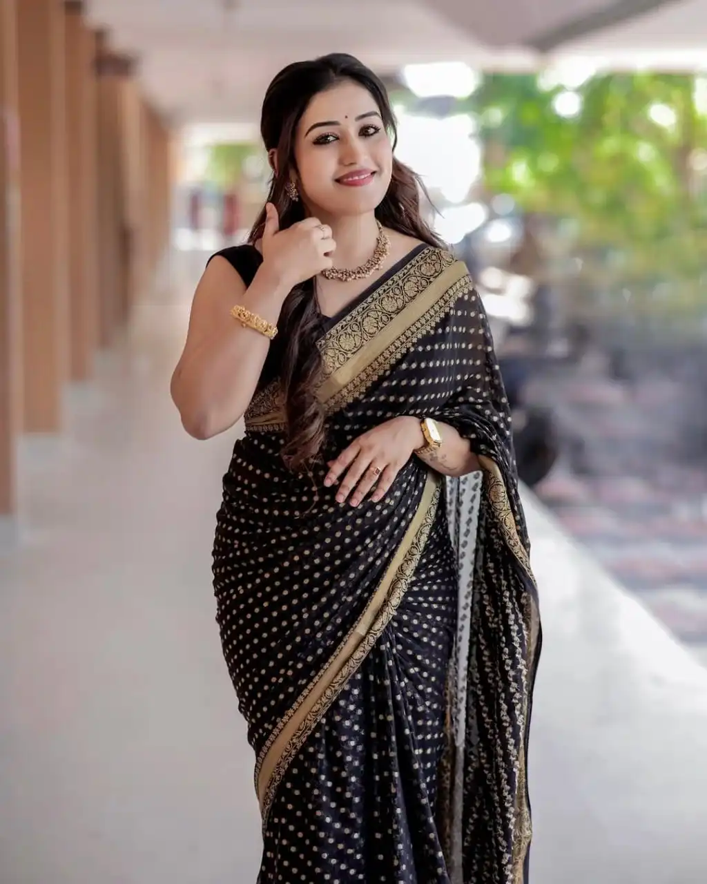 LFK 5268 Banarasi Silk Jacquard Weaving Traditional Saree