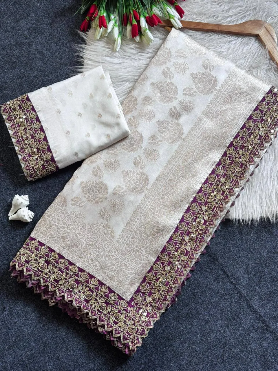 WMS Kattan Silk Zari Waeving Saree Wholesale Surat