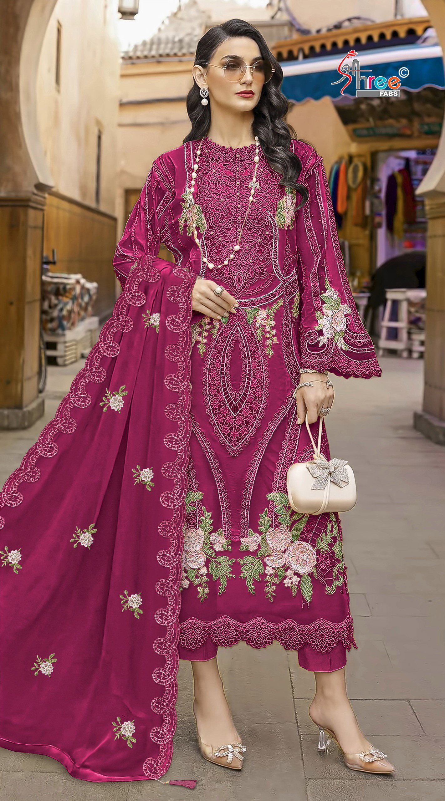 Shree Sf 5552 Chiffon With Embroidery Work Pakistani Salwar Kameez Wholesale