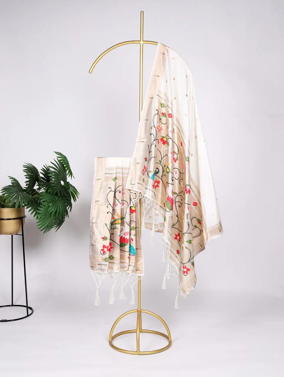 Latest WMN 4003 Jacquard Weaving Zari Work Dupatta Wholesale 2026