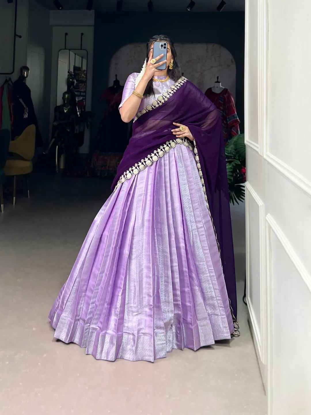 WMN 2013 Jacquard Silk Weaving Work Lehenga Choli Wholesale