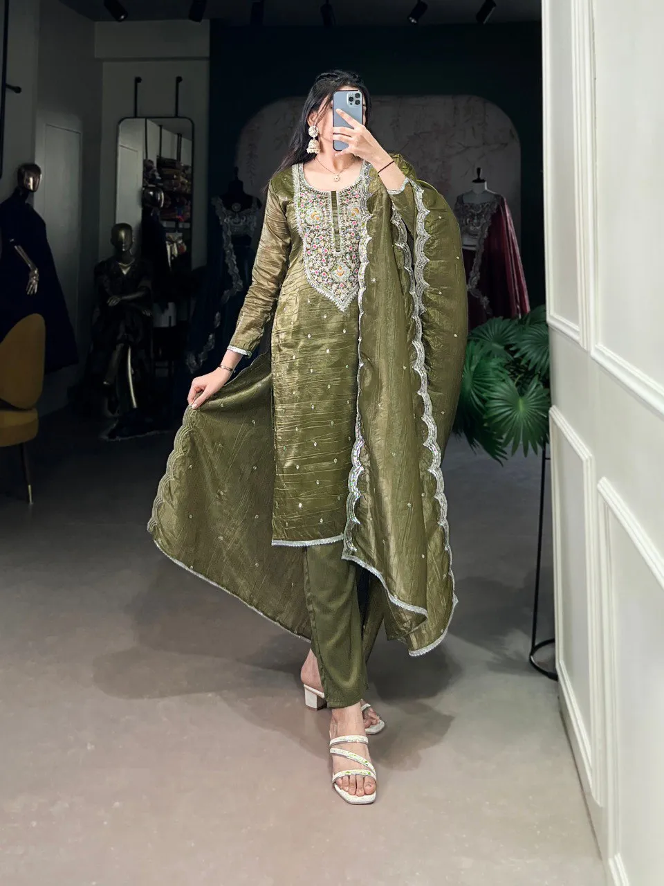 WMN 3037 Gold Crush Embroidery Work Reeadymade Dress Wholesale