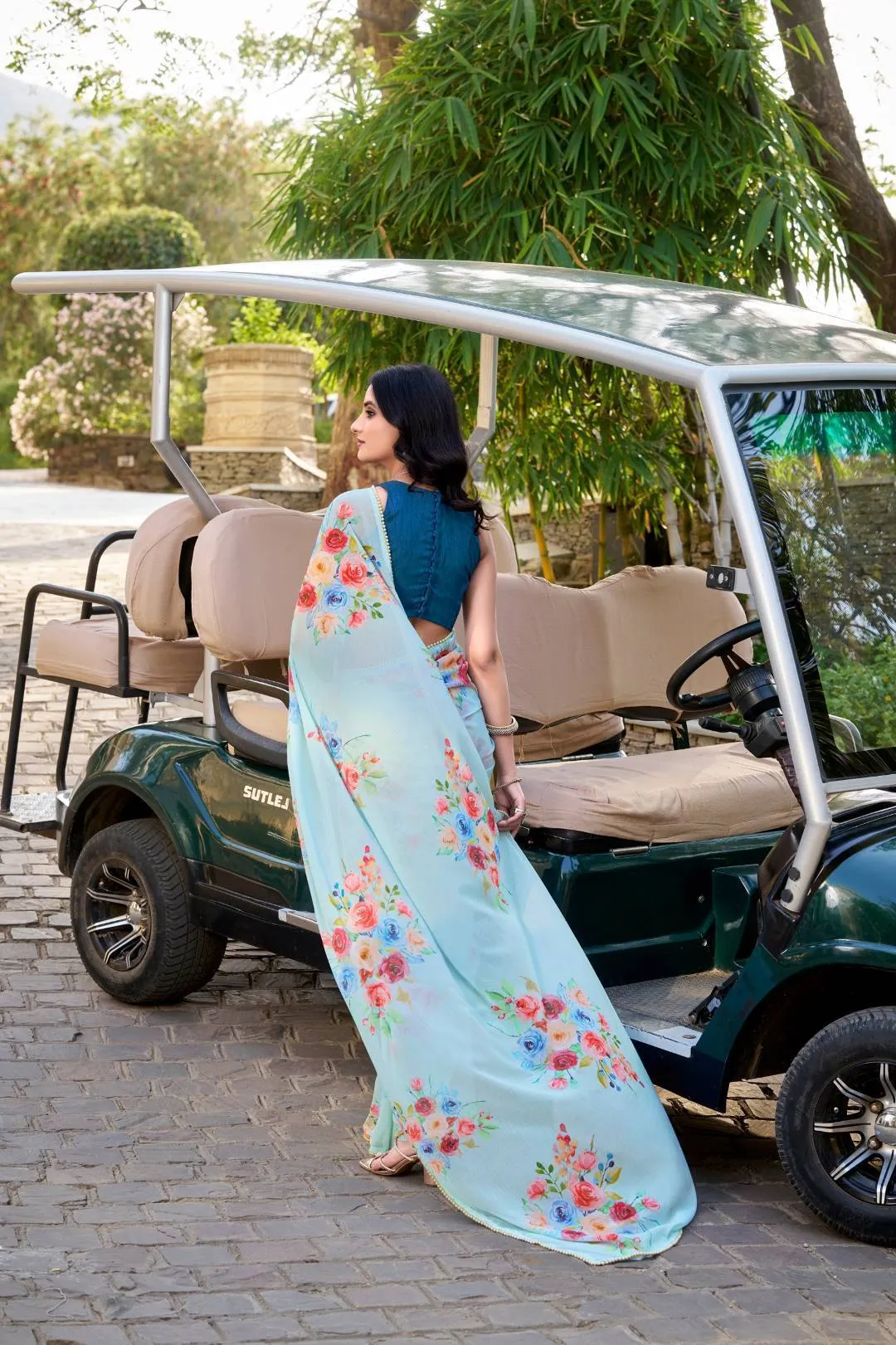 Launching WMN 7141 Weightless Marbal Floral Printed Saree Wholesale 2026