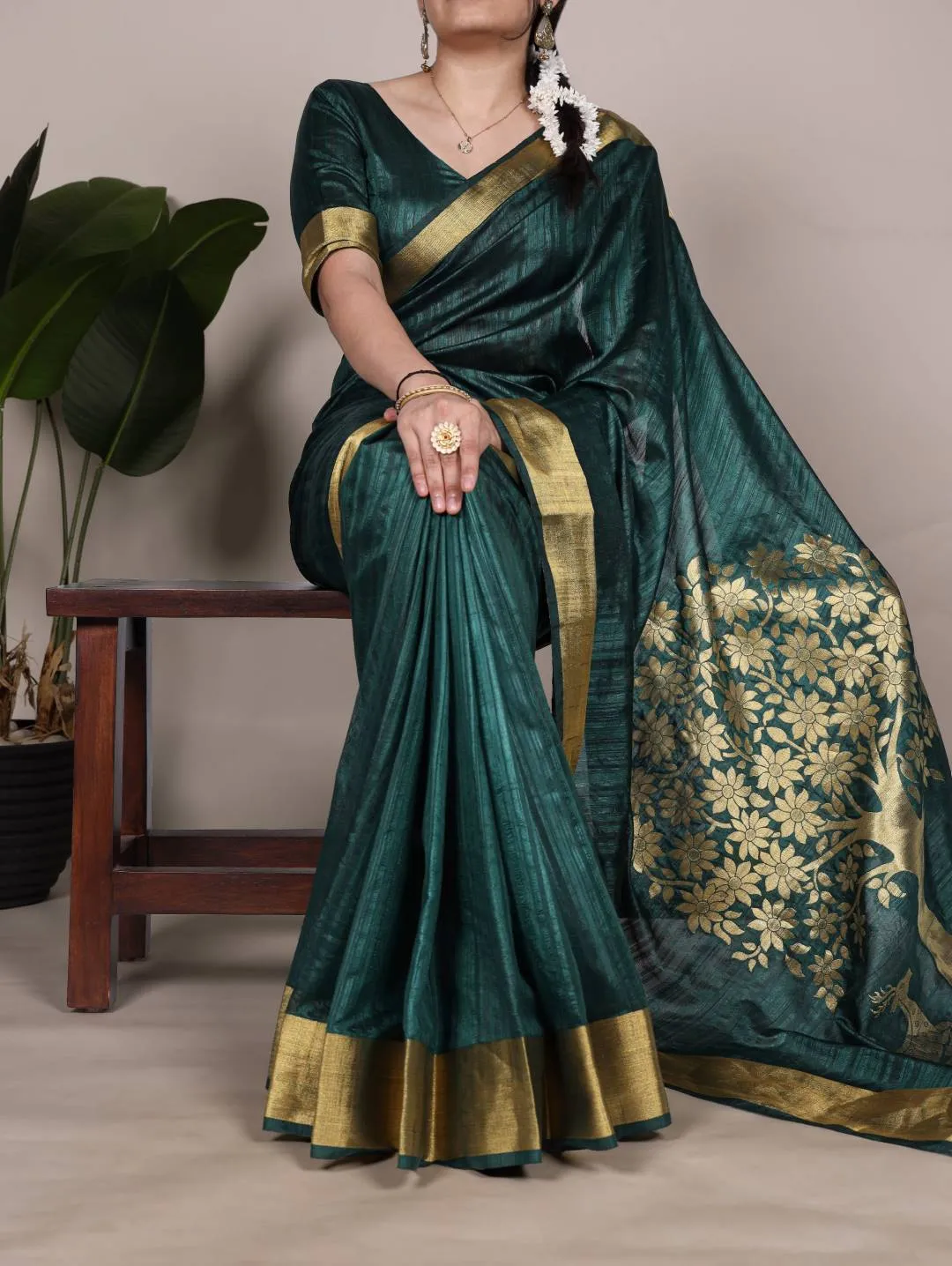 WMN 7903 Raw Silk Zari Weaving Work Saree Wholesale
