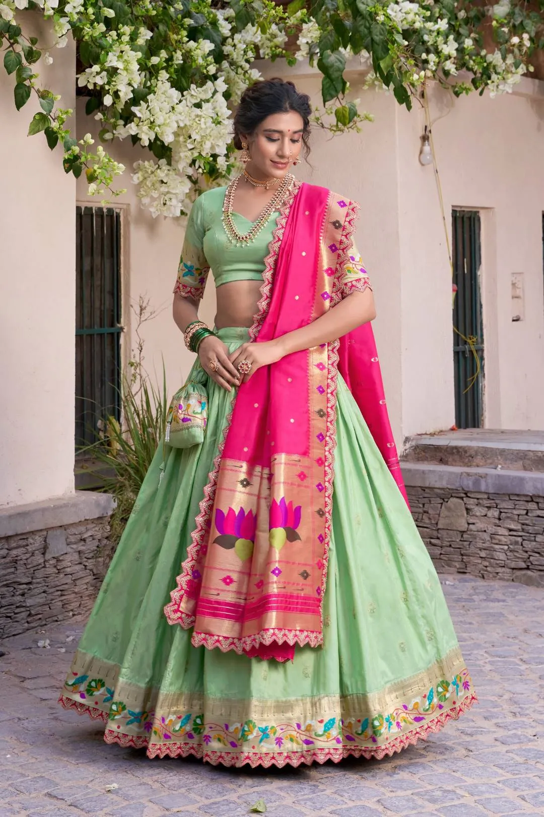 Latest WMN 2014 Jacquard Silk Weaving Party Wear Lehenga Choli Wholesale 2026