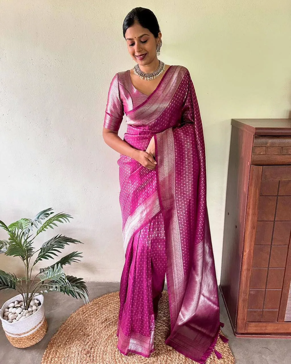 Rani 7002 Lichi Silk Jacquard Work Festival & Party Wear Saree Wholesale Surat