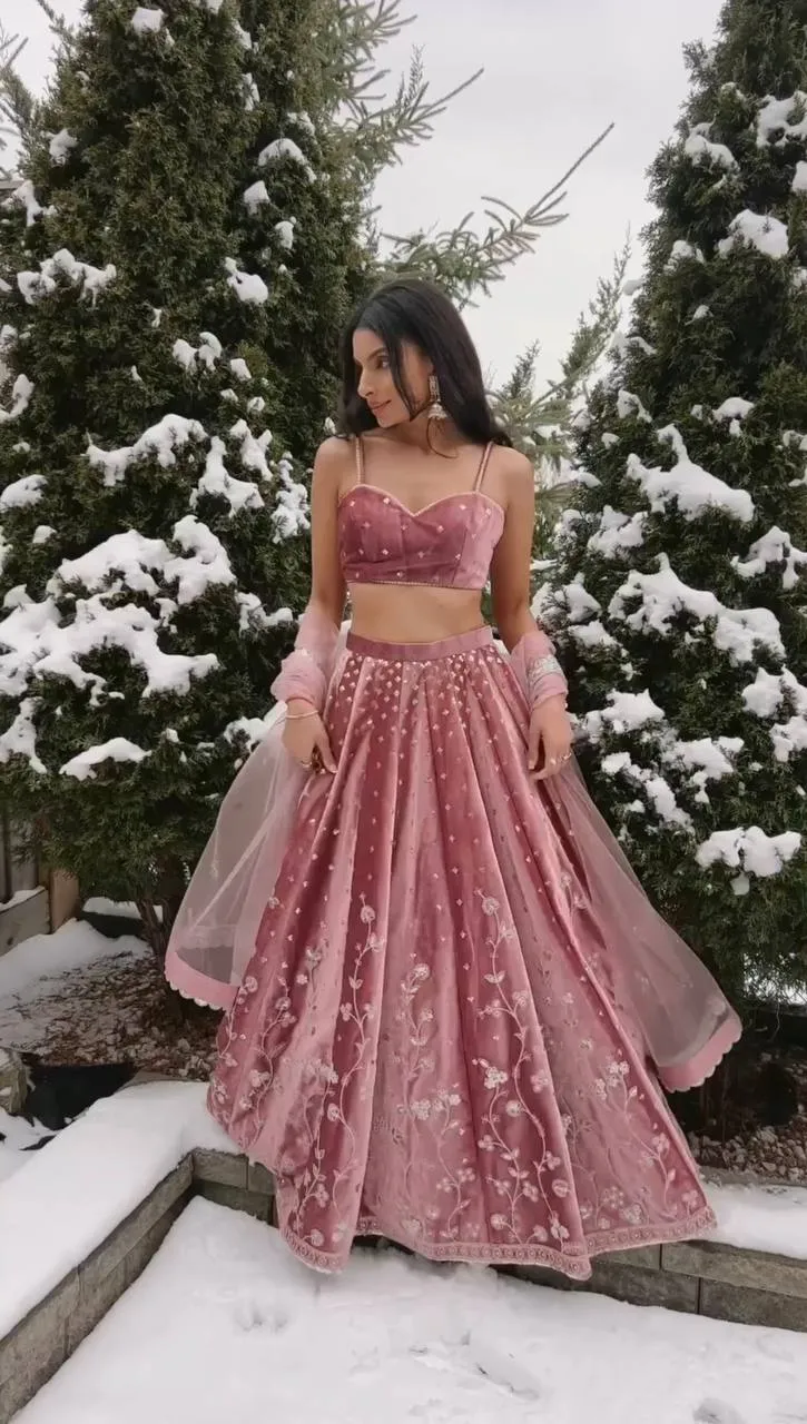 Deepika 318 Jequrd Festival & Wedding Wear Lehenga Choli Wholesale Surat