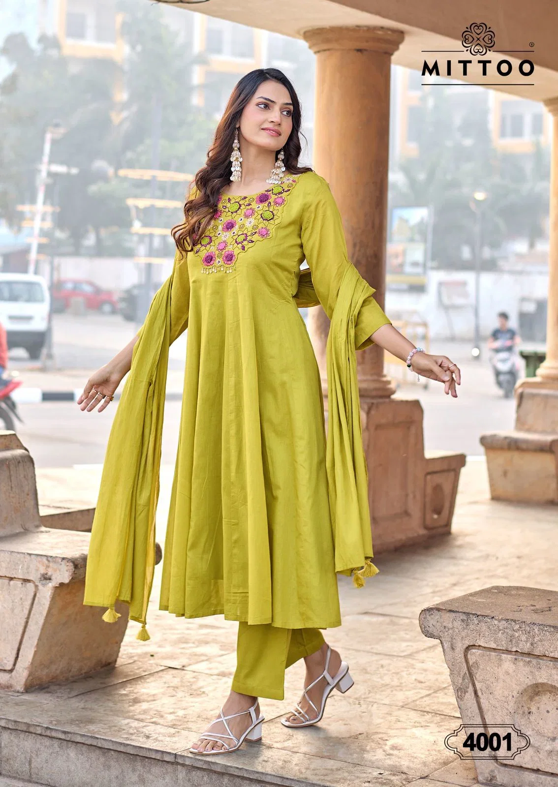 Launching Mittoo Nazira Mul Cotton Handwork Kurti With Pant Dupatta Collection Wholesale 2026