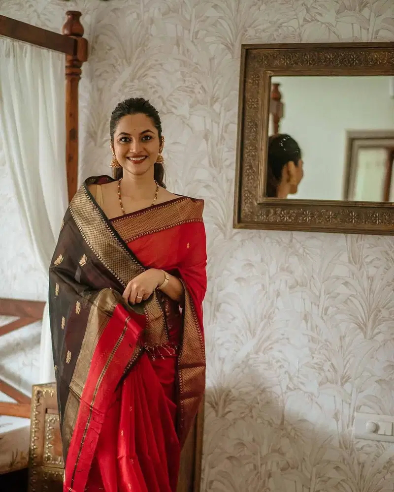 Soft Silk 5060 Linen Slub Weaving Saree Collection Wholesale