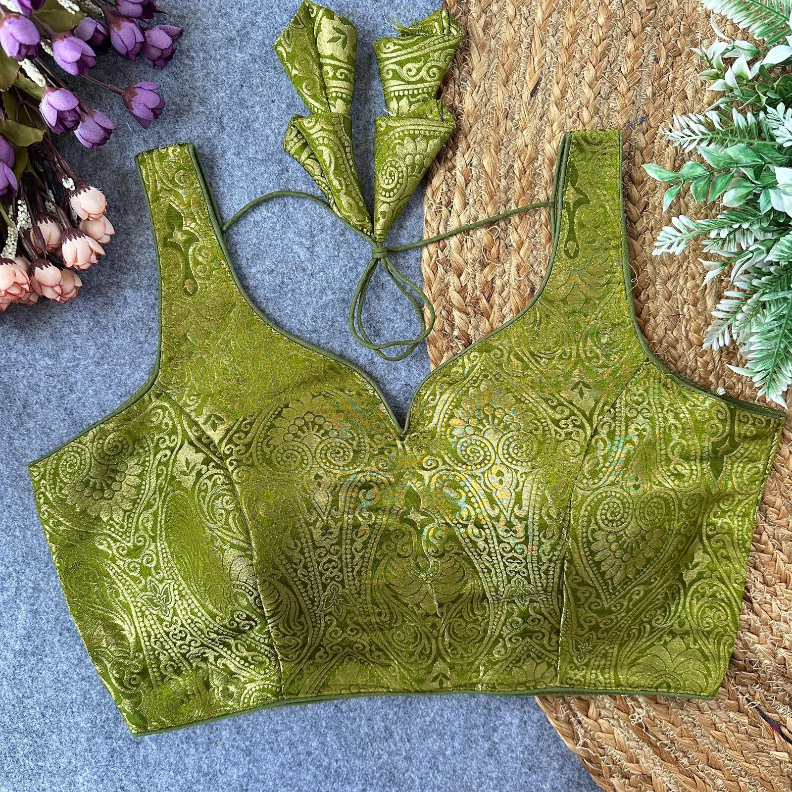 Stylish Ruhi Banarasi Silk Bollywood Zari Work Readymade Blouse 2026