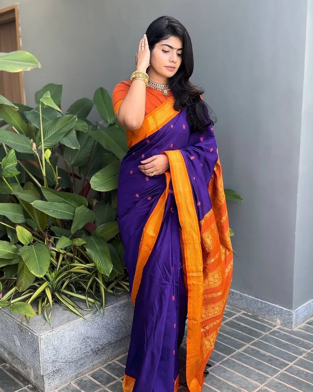 Rani 6092 Lichi Silk Jacquard Work Saree Wholesale Surat