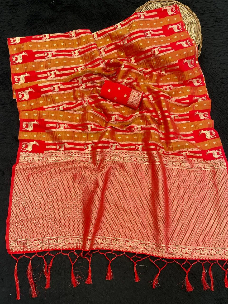 Laxmi 1000 Paithani Silk Jari Work Festive Saree Wholesale Surat