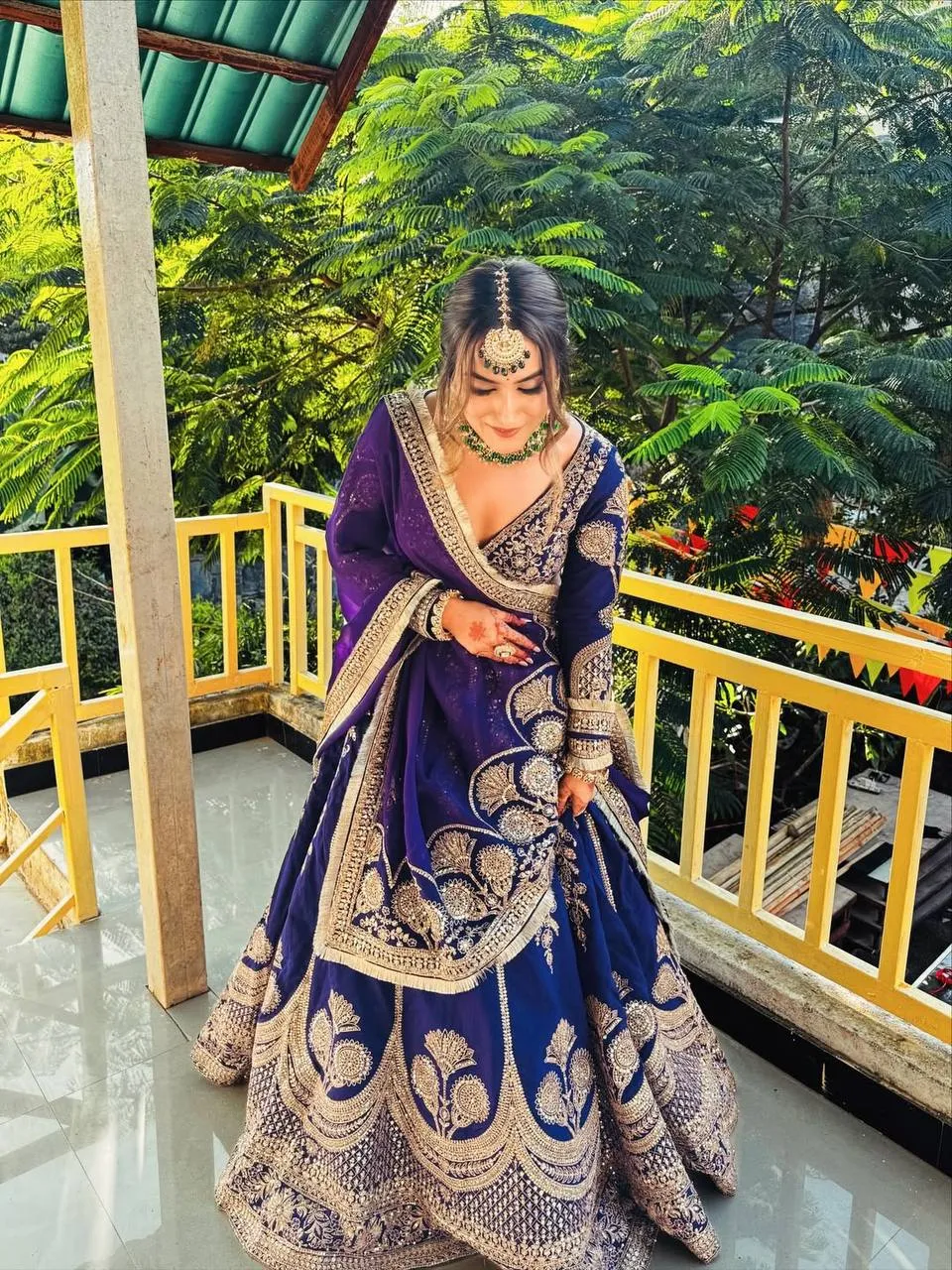 Deepika 398 Gorgette Thread Designer Wedding Wear Lehenga Choli Wholesale Surat