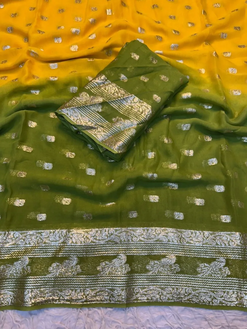 SNT Pure Viscose Georgette Saree With Jacquard Border