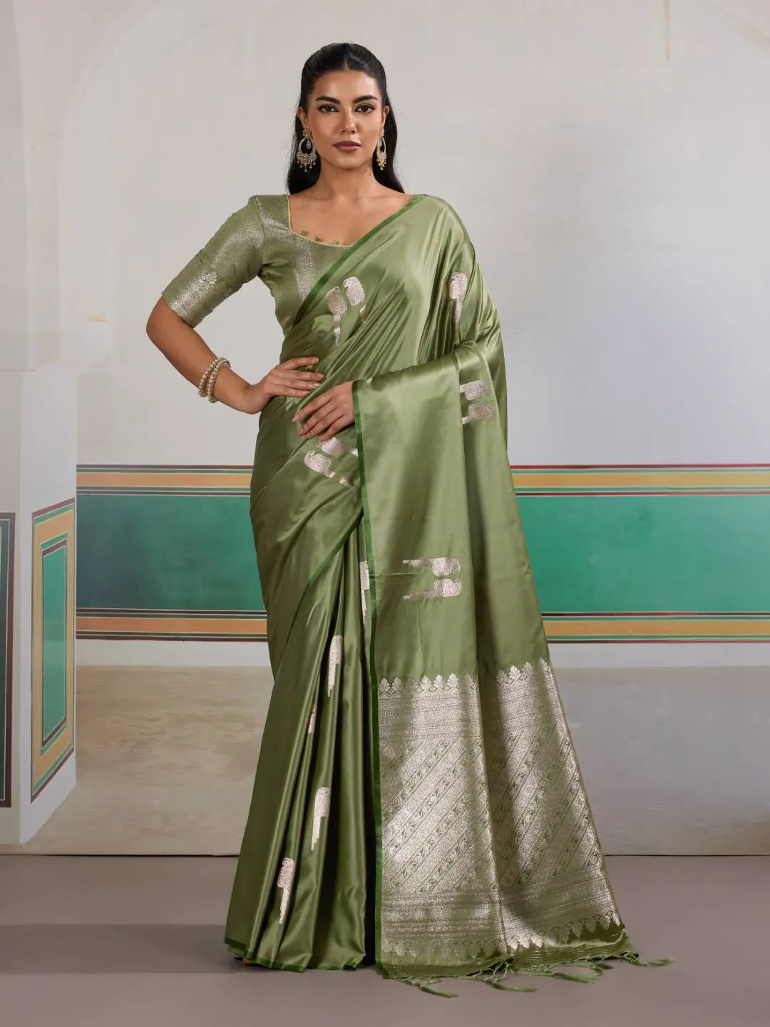 Rajtex Kanthkala Satin Hand Loom Weaving Work Saree Manufacturer in Surat