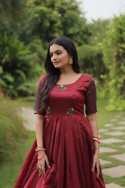 Beautiful Mohini 9177 Silk Jacquard Work Banarasi Gown Collection 2026