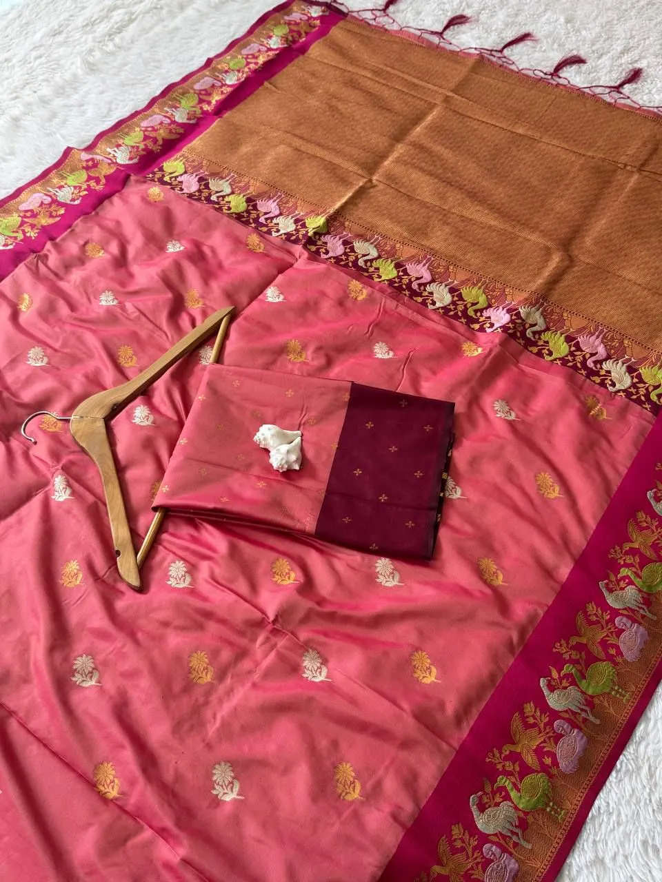 Buy WMS Silk Zari Waving Hand Loom Saree Wholesaler in Surat 2026