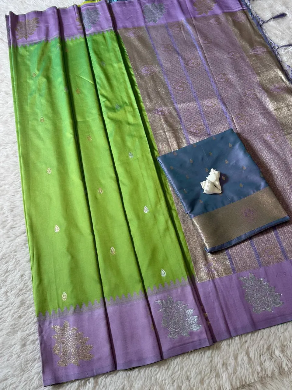 Buy WMS Silk Zari Waving Hand Loom Saree Wholesaler in Surat 2026
