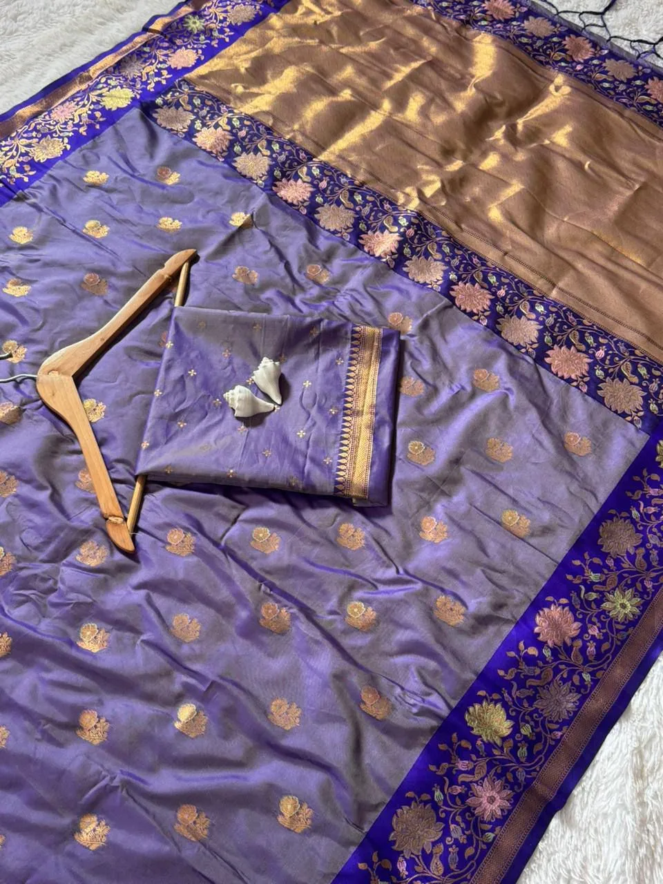 Buy WMS Silk Zari Waving Hand Loom Saree Wholesaler in Surat 2026