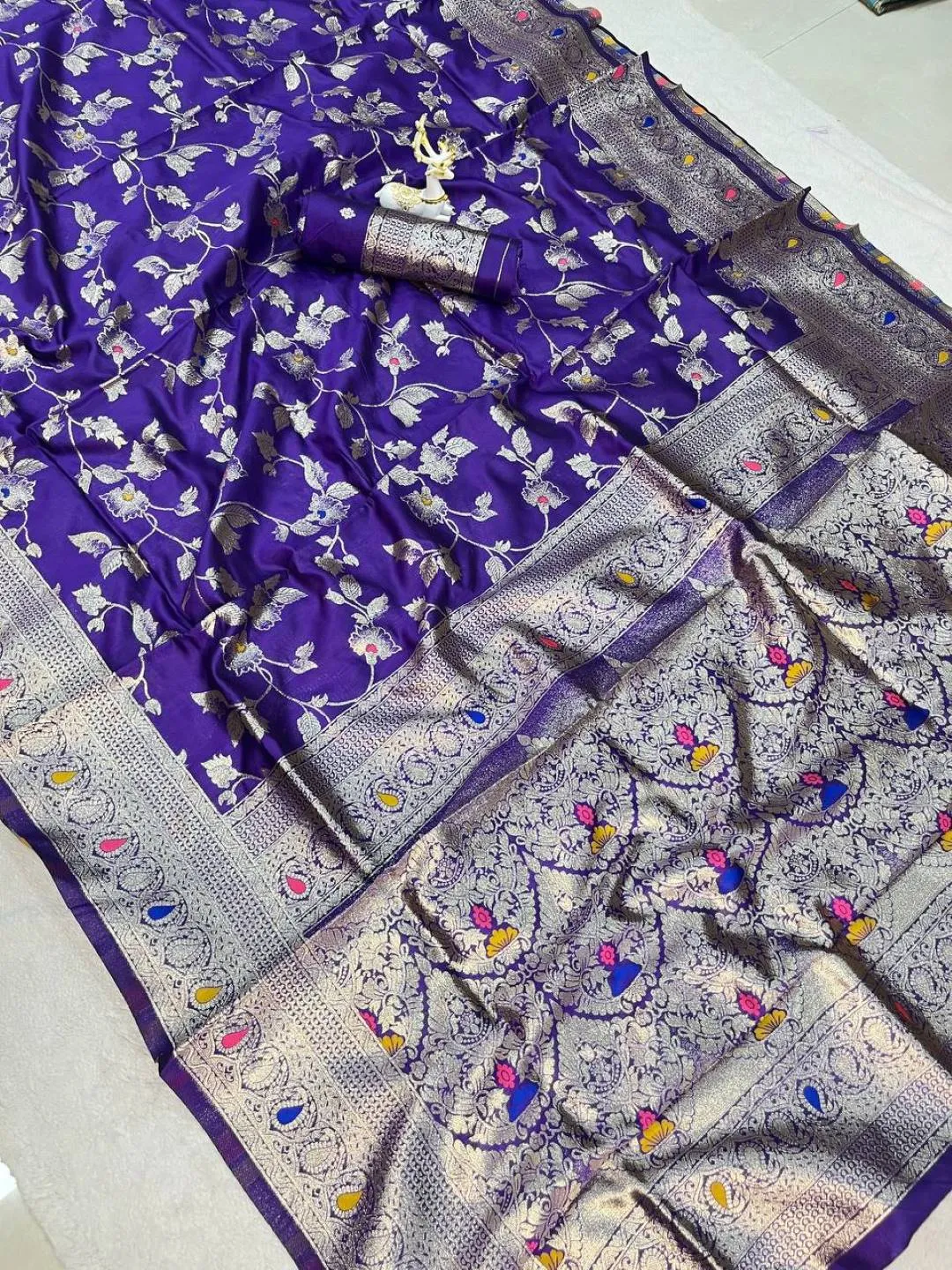 Laxmi 1106 Silk Weaving Work Banarasi Saree Wholesale Market in India