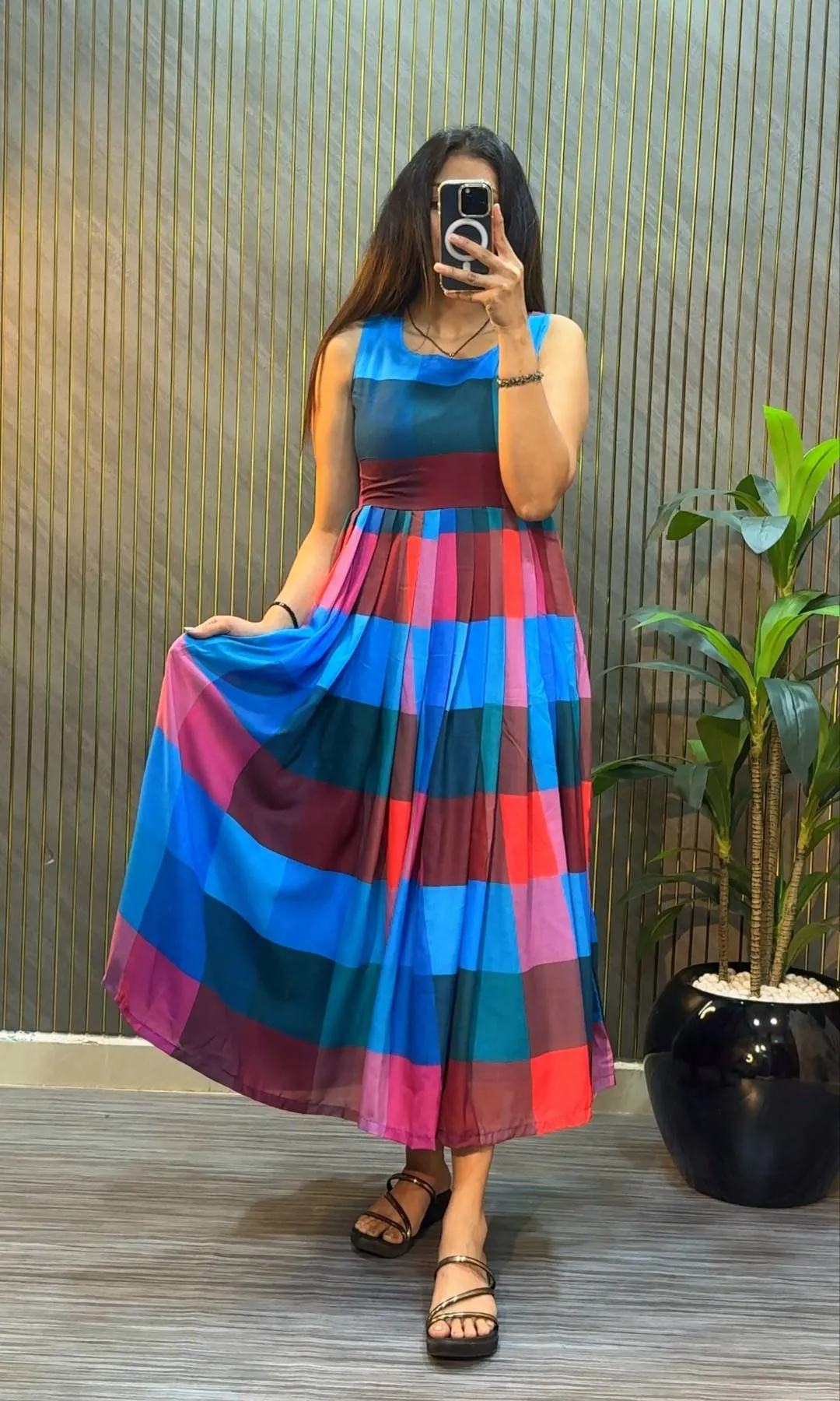 ZF 219 Mul Chanderi Printed Printed Frock With Coat For Women