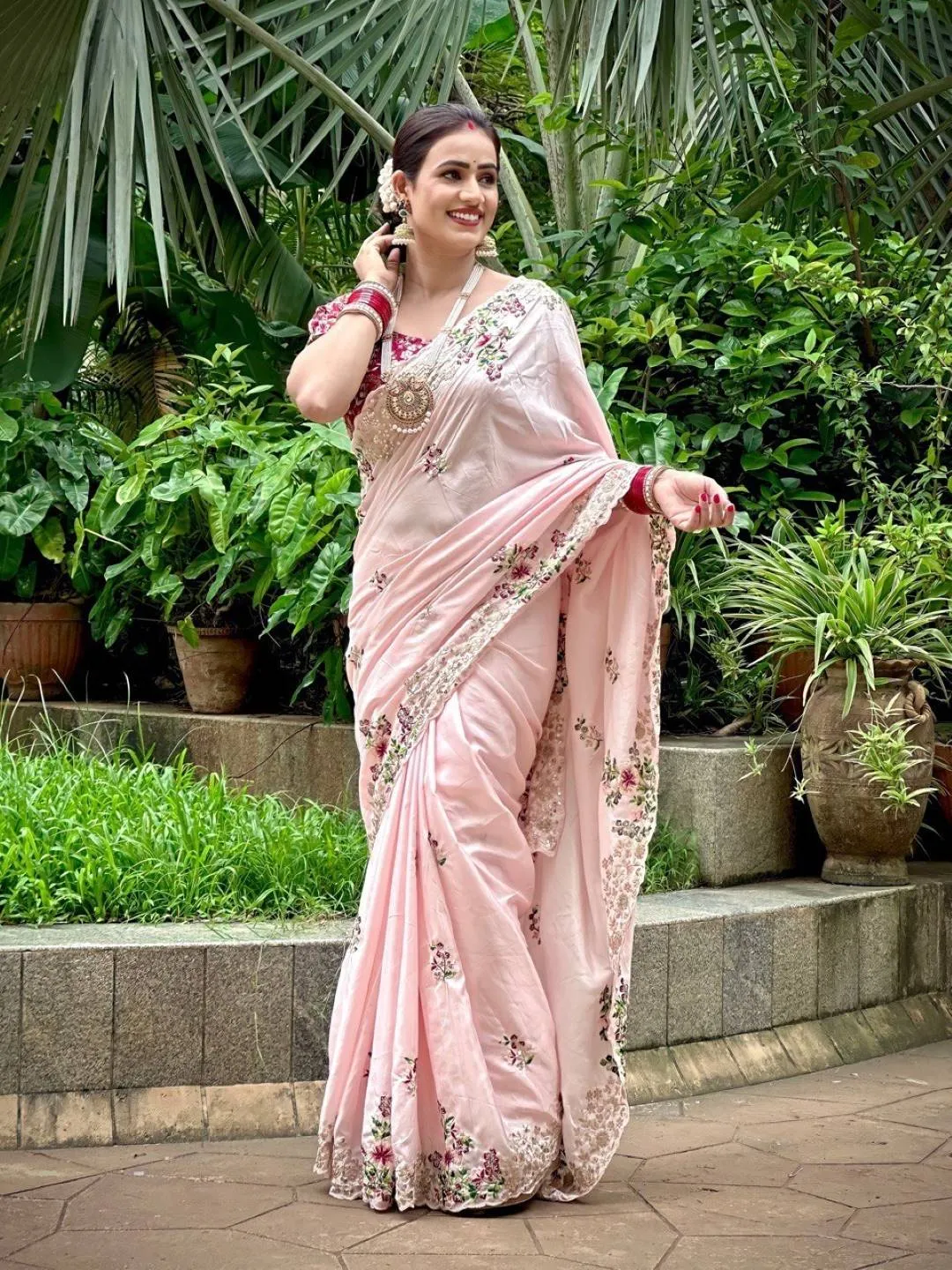 Kiara Dolla Silk Embroidery Work Party Wear Saree