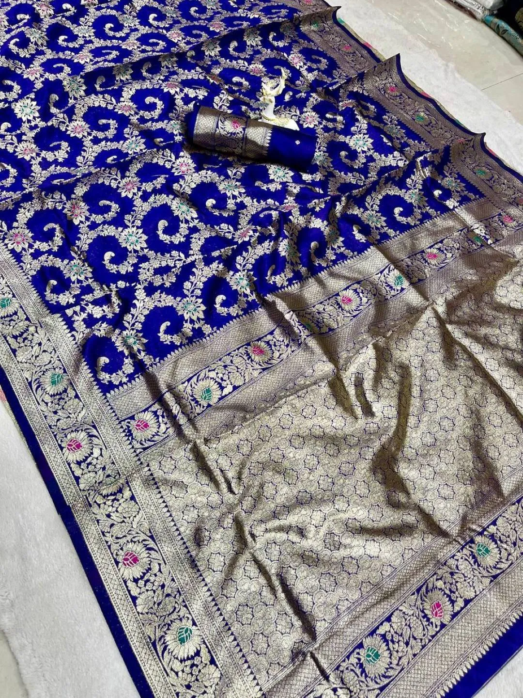 Laxmi 1106 Silk Weaving Work Banarasi Saree Wholesale Market in India