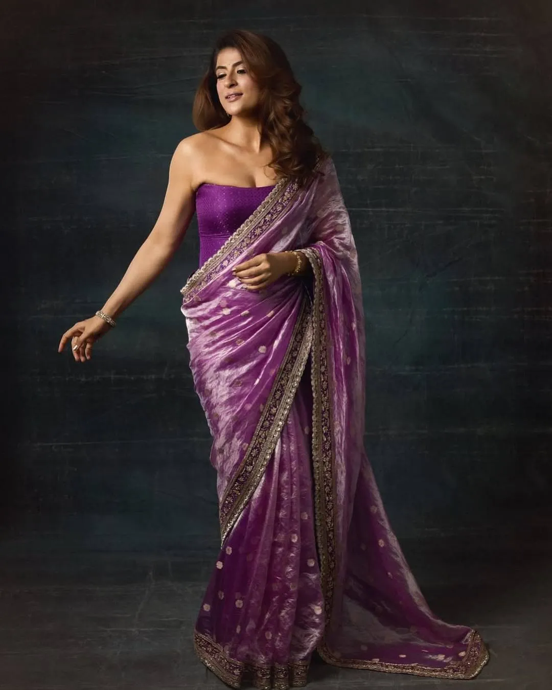 RBC 6041 Soft Silk Designer saree Supplier in Surat