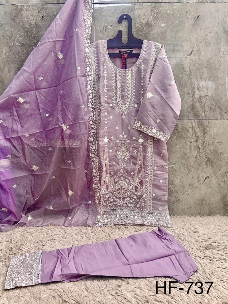Beautiful Hoor Tex 737 A To D Heavy Organza Readymade Pakistani Salwar Kameez Wholesale 2026