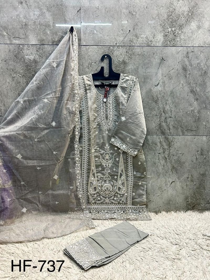 Beautiful Hoor Tex 737 A To D Heavy Organza Readymade Pakistani Salwar Kameez Wholesale 2026