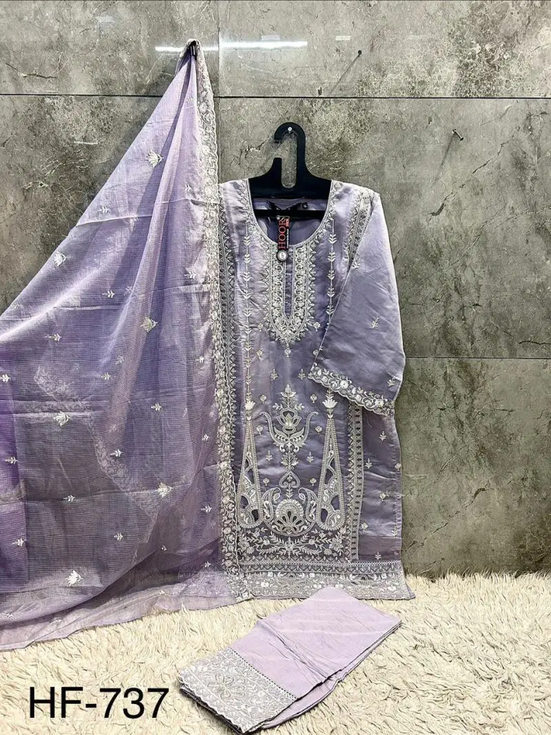 Beautiful Hoor Tex 737 A To D Heavy Organza Readymade Pakistani Salwar Kameez Wholesale 2026