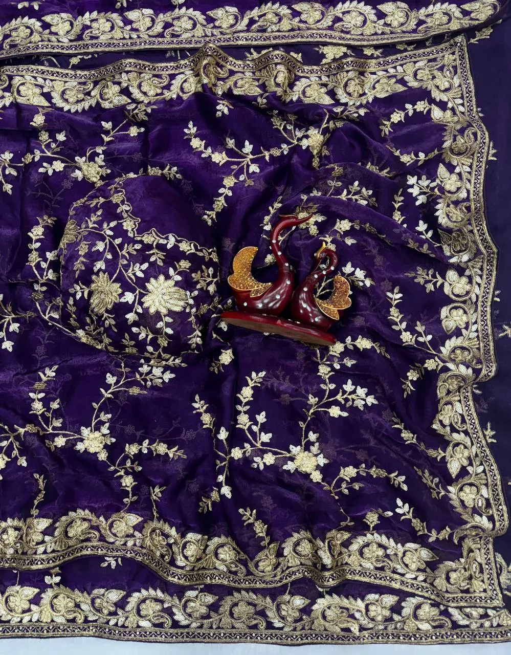 SS1010 5528 Space Silk Zari Embroidery Work