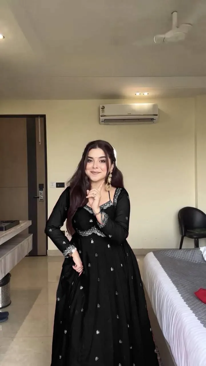 RRD Georgette Thread Sequence Work Black Party Wear Anarkali Gown