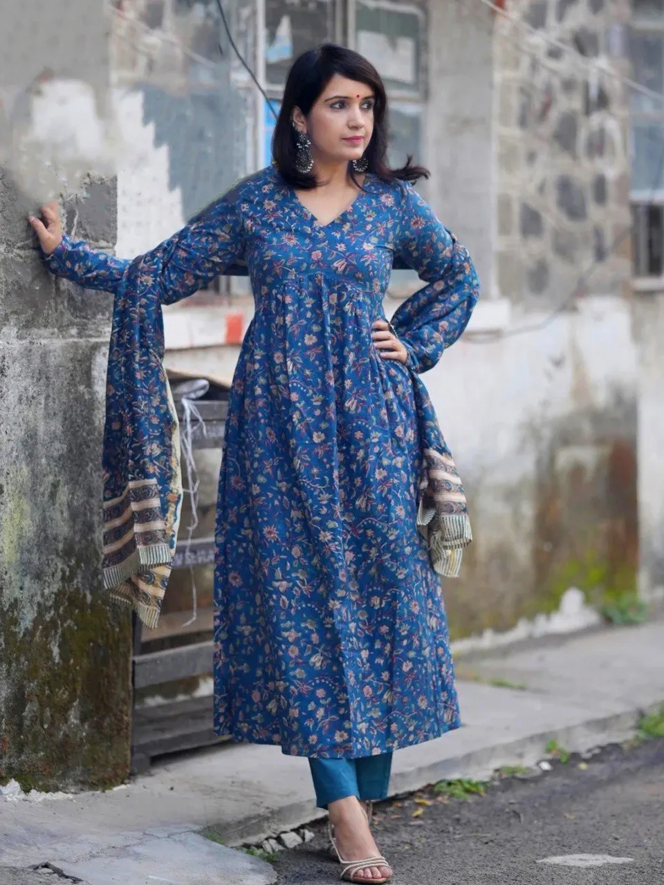 Aradhna 2065 Rayon Printed Kurti Pant Dupatta Set Wholesale