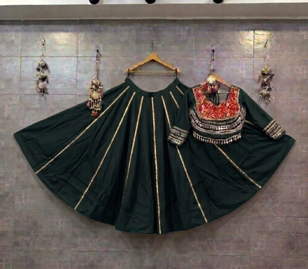 Launching Juhi Pure roman silk mirror with ghamti work Heavy Kali pattern Navratri Chaniya Choli Wholesale 2026