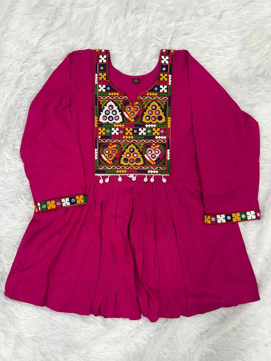 Beautiful SS2016 Heavy Rayon With Gamthi and Kodi Lace Short Kurti Wholesale 2026