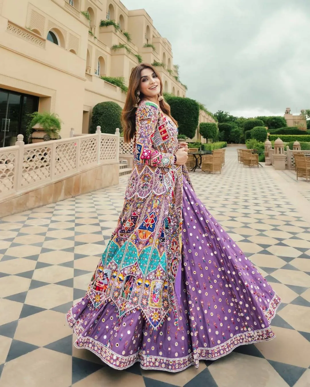 C585 209 Heavy Muslin Cotton Navratri Lehenga Choli Wholesale
