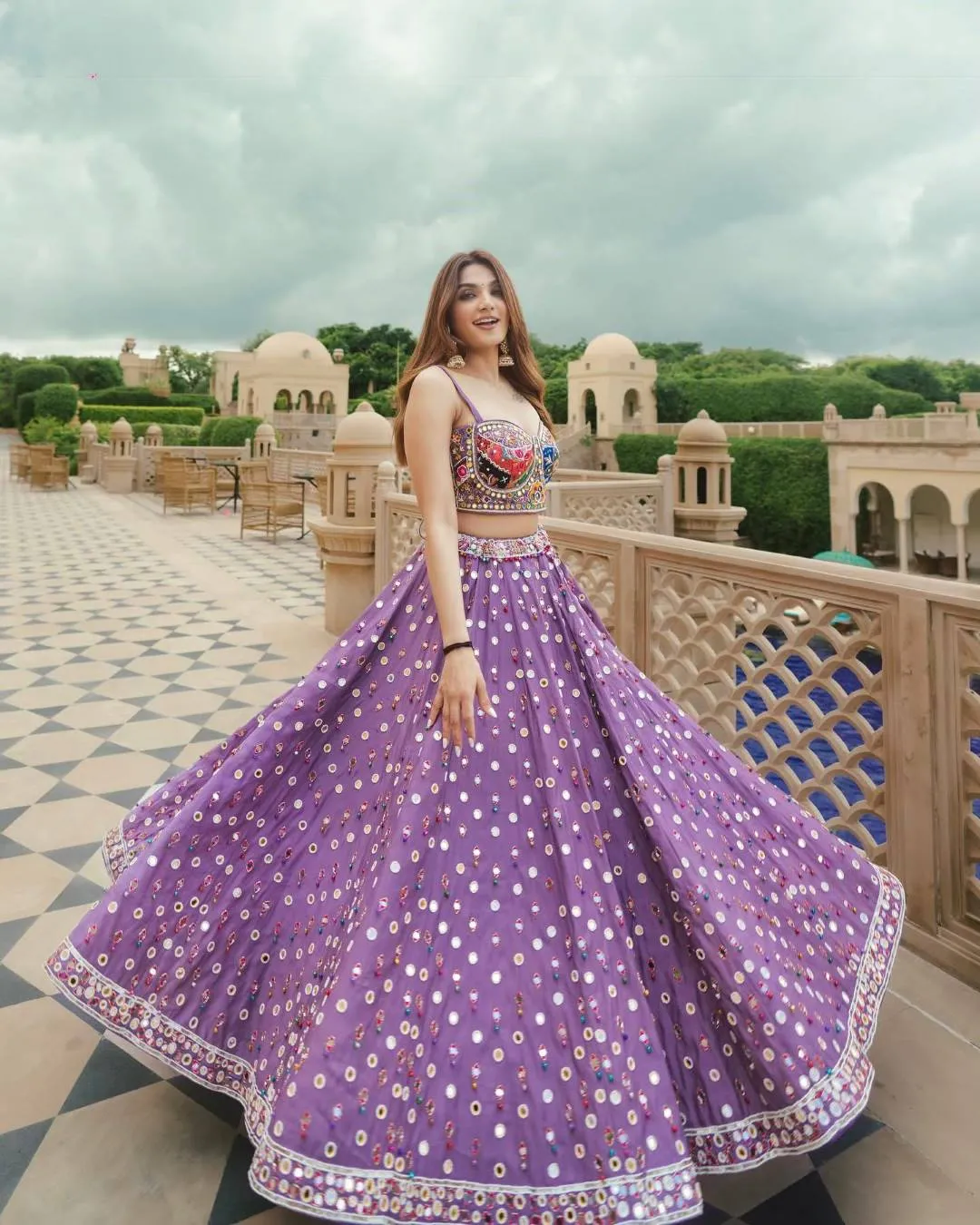 C585 209 Heavy Muslin Cotton Navratri Lehenga Choli Wholesale