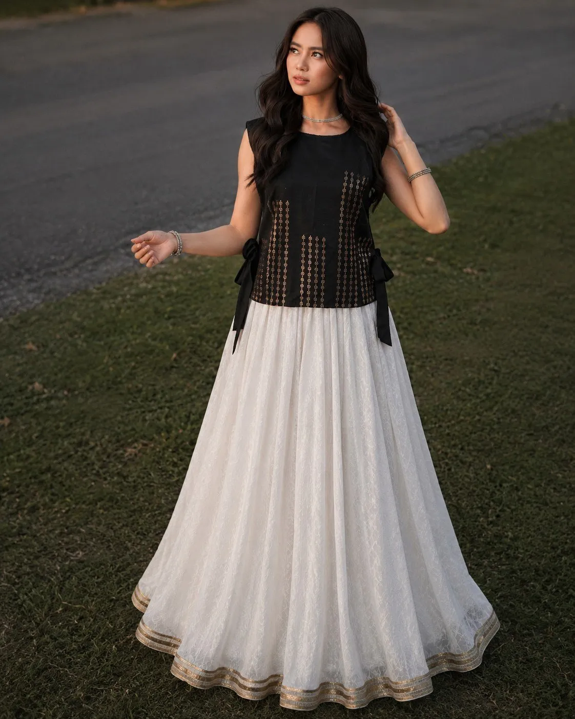 Launching Shiv 1087 Geometric Dotted Line Short Top Wholesale Supplier 2026