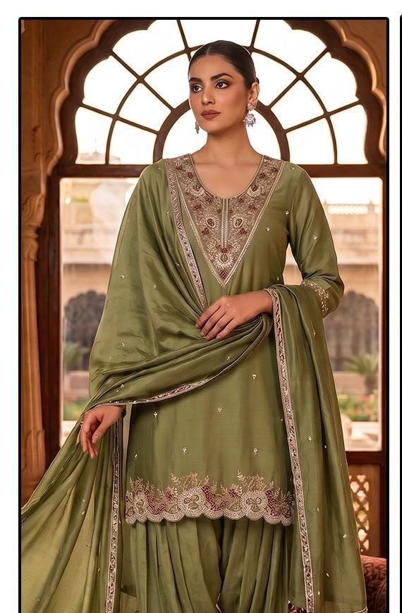 Hoor Tex 974 A To D Chiffon Embroidered Designer Salwar Kameez Wholesale