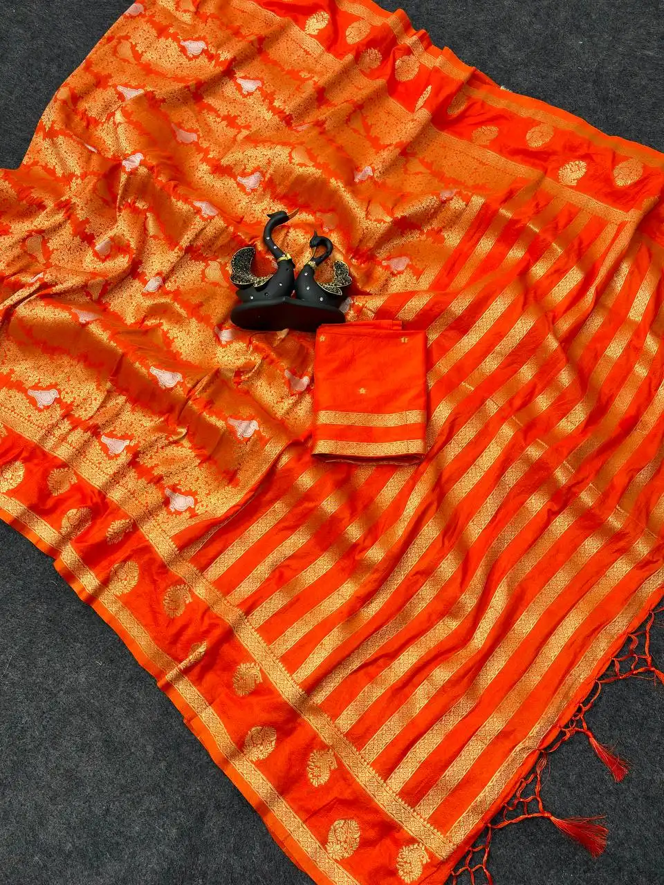 Laxmi 1142 Pure Naylon Kadi Creap Georgette Saree Wholesale Supplier