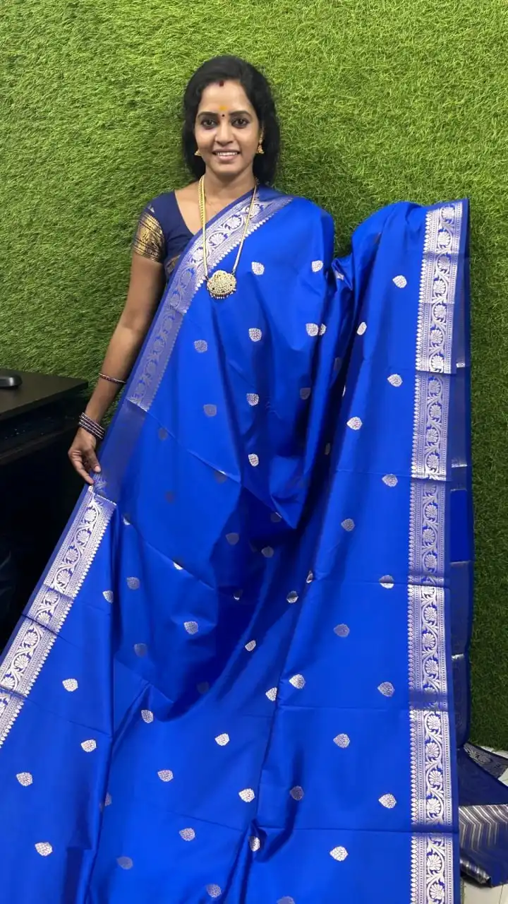 LFK 5371 Banarasi Soft Silk With Zari Work Traditional Saree Wholesale Supplier