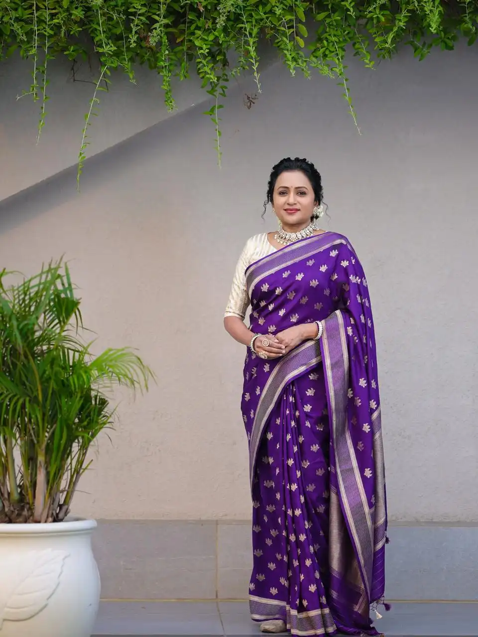 LFK 5376 Banarasi Soft Silk With Zari Work Traditional Saree Wholesale Supplier